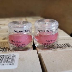 You are bidding on Sally Hansen Comfort Shine Lip Glaze!